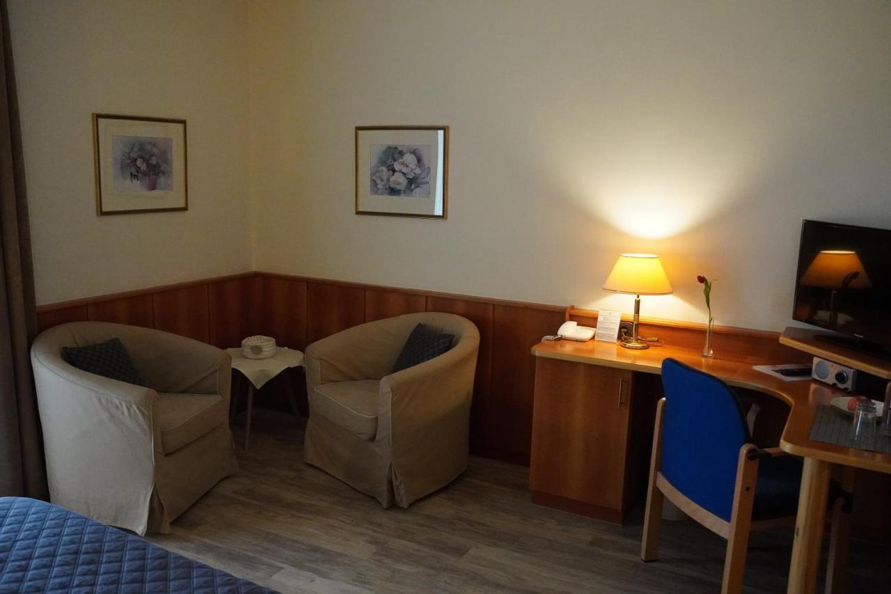 Villa Martini Boutiquehotel (Adults Only) Velden am Woerthersee Exterior photo
