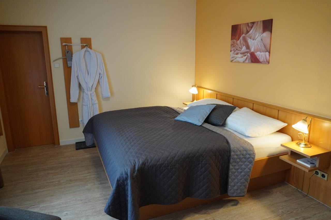 Villa Martini Boutiquehotel (Adults Only) Velden am Woerthersee Exterior photo
