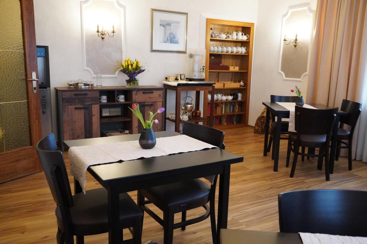 Villa Martini Boutiquehotel (Adults Only) Velden am Woerthersee Exterior photo