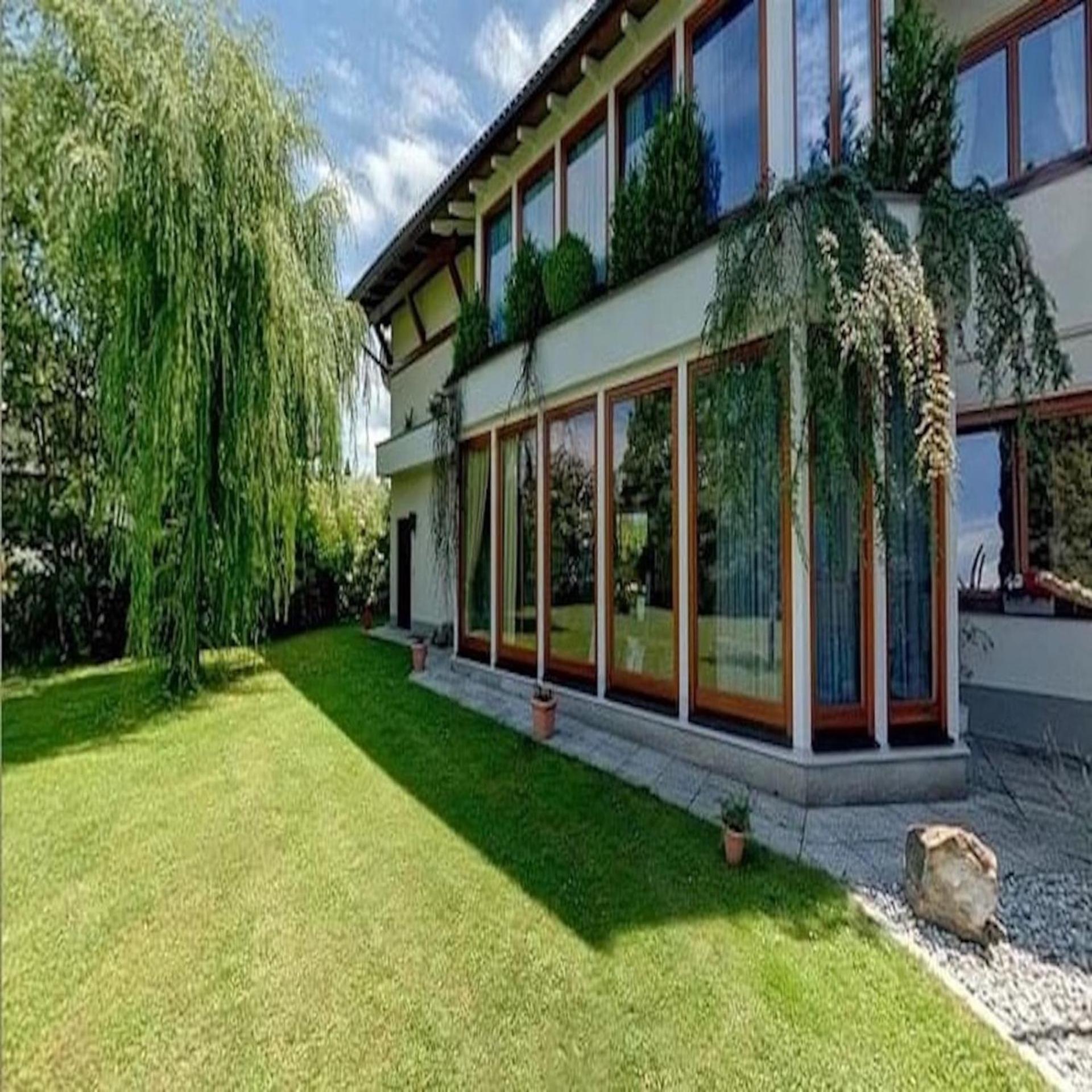 Villa Martini Boutiquehotel (Adults Only) Velden am Woerthersee Exterior photo